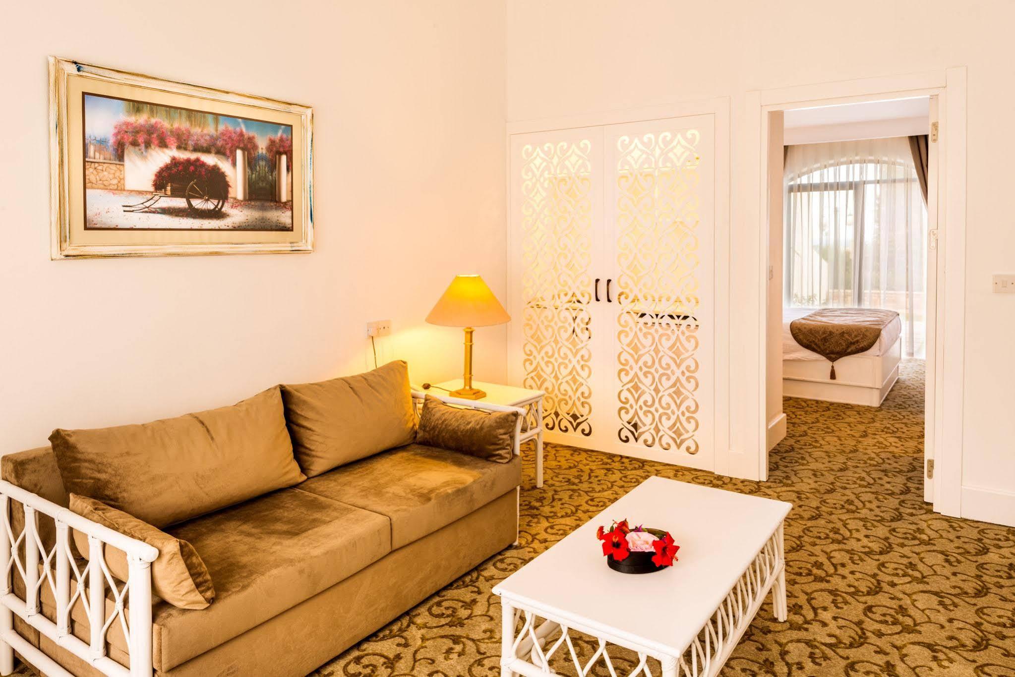 The Olive Tree Hotel Agios Epiktitos Δωμάτιο φωτογραφία